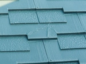 かけ・ひびも補修した屋根の塗装　岸和田市