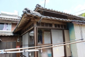 瓦屋根の現況