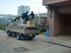 一日の疲れがとれるお風呂 リクシル　リノビオ　搬入　泉大津市なぎさ町