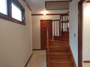 玄関ホールと階段室