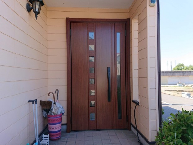 玄関ドア入替完了