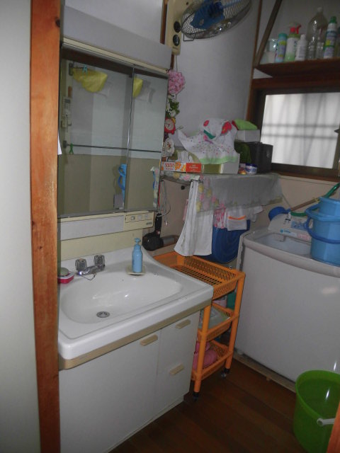 thumbnail_a6e22331-6cc5-4cd6-