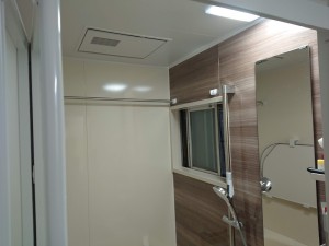 泉南市の浴室換気暖房乾燥機