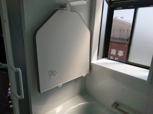 泉大津市で設置したユニットバスの断熱風呂蓋