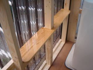 岸和田市の物干し小屋の棚