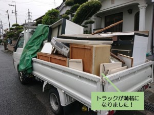 貝塚市のキッチン解体でトラックが満載に！