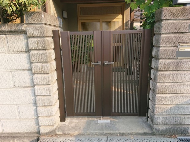 貝塚市の門扉入替完了