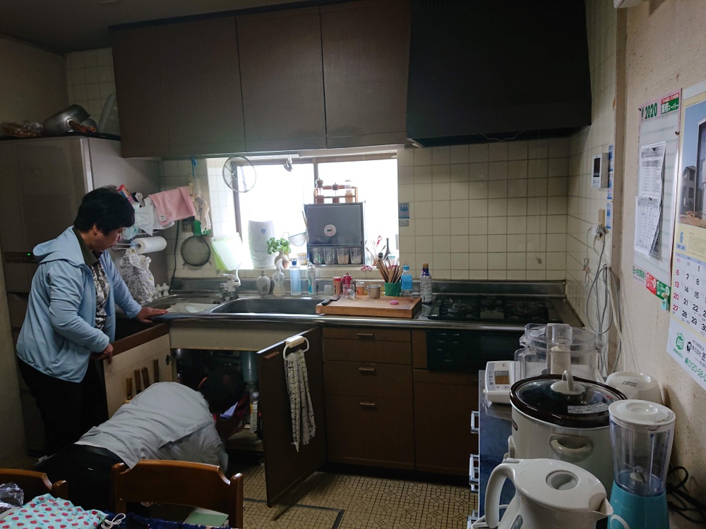 岸和田市K様邸の既存のキッチン