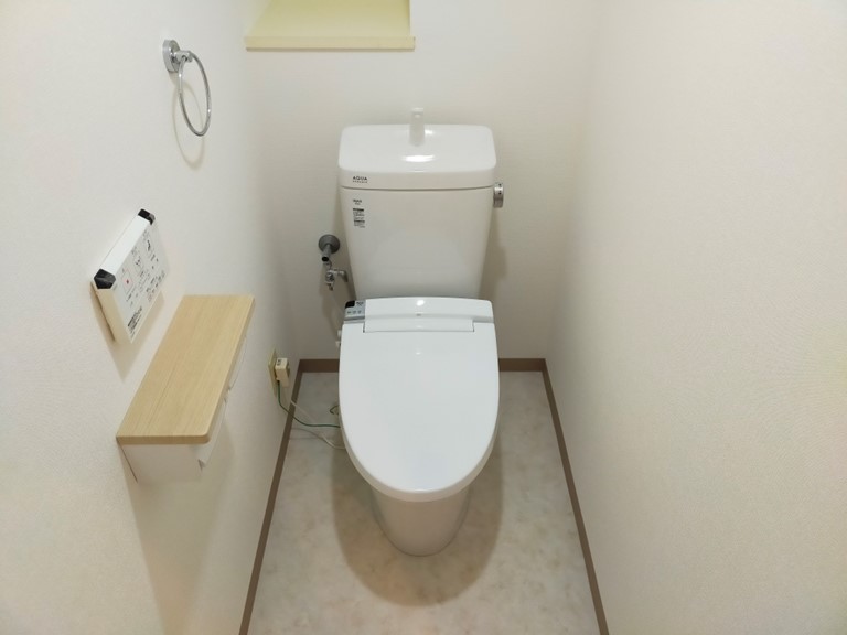 貝塚市のマンションのトイレ入替完了