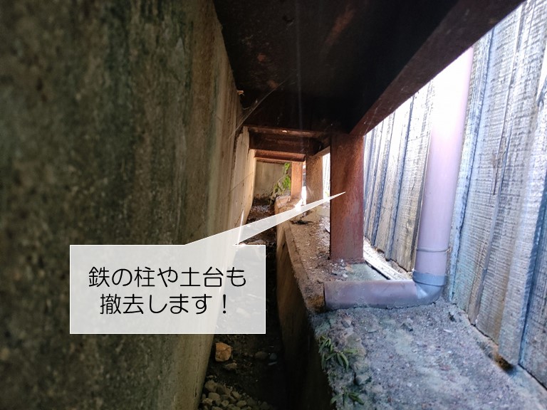 岸和田市の側溝の柱等も撤去