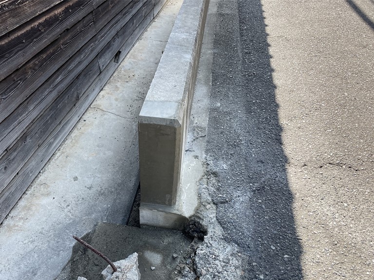 貝塚市のコンクリートの塀を修理しました！