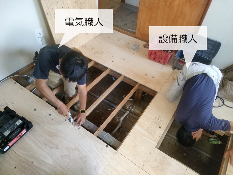 電気職人と設備職人